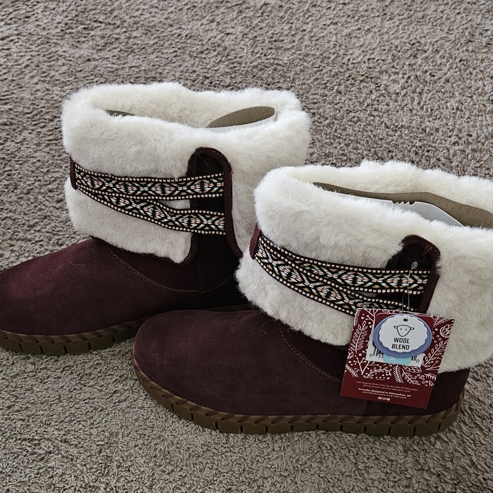 Muk Luks Boots....New!